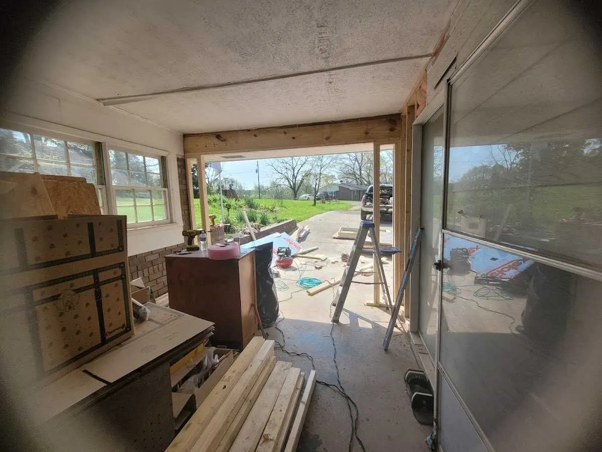 Air movers and dehumidifier for Water Mitigation Services in Statesville